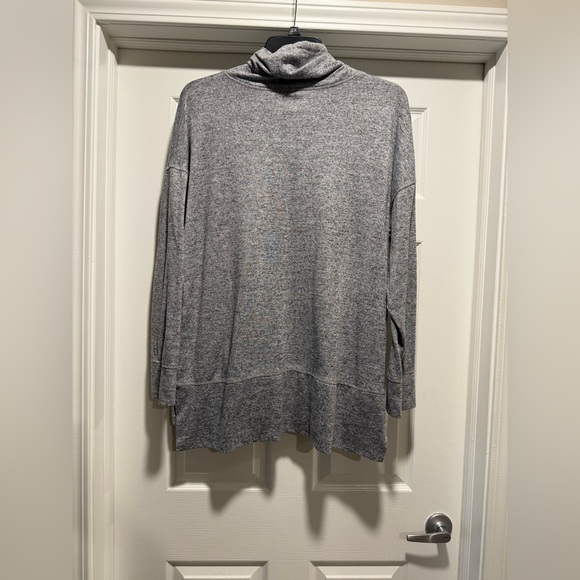 Old Navy Gray Turtle Neck Pullover - Picture 3 of 3